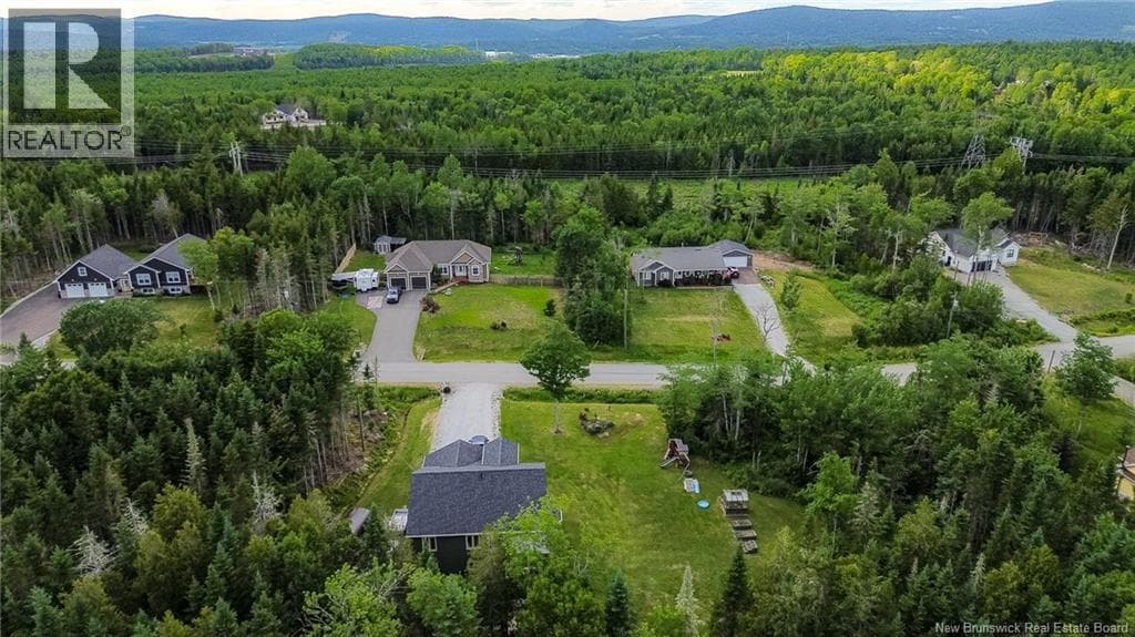 18 Castlewood Drive, photo 9