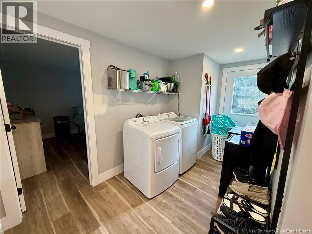 182 Logie Drive, photo 9