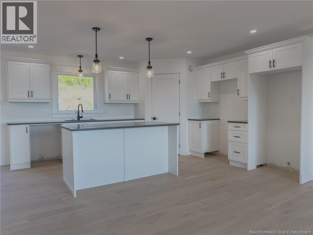 72 Squire Drive, photo 13