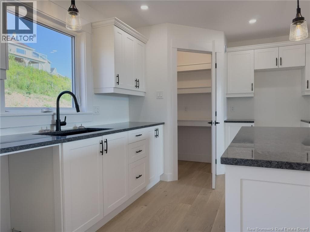 72 Squire Drive, photo 14