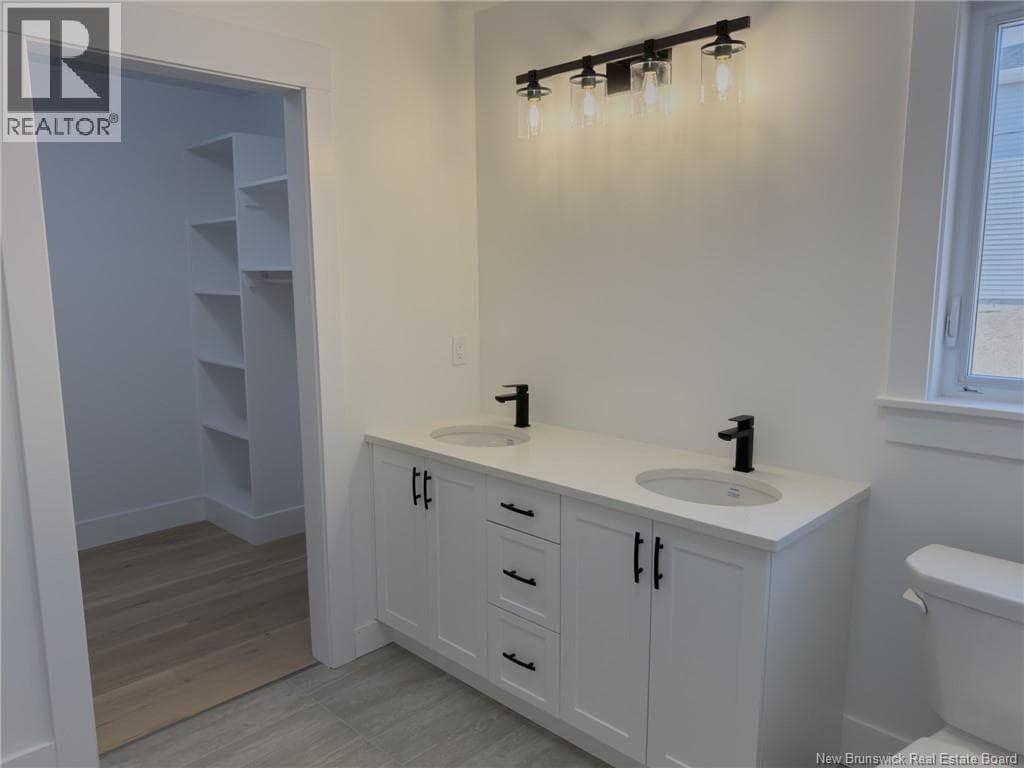 72 Squire Drive, photo 22