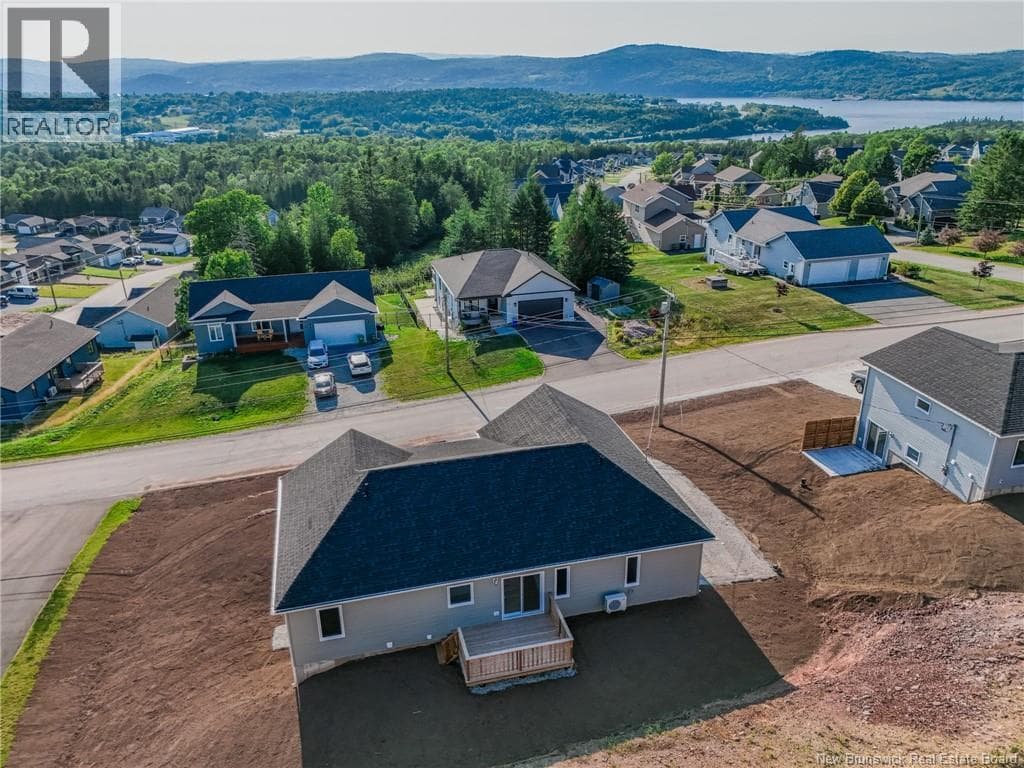 72 Squire Drive, photo 4
