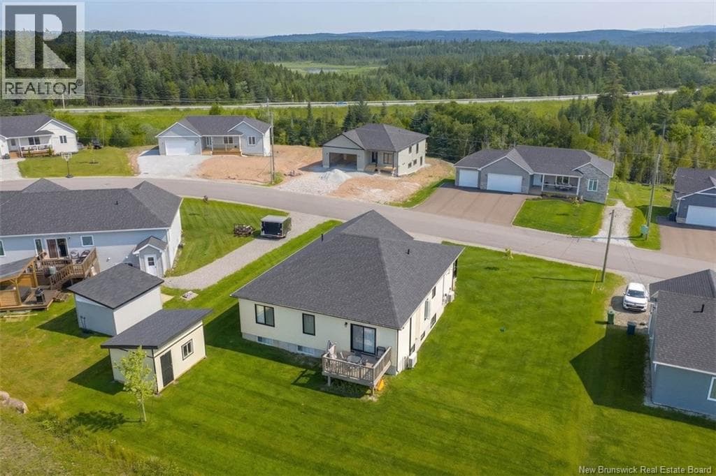 25 Merlin Drive, photo 47