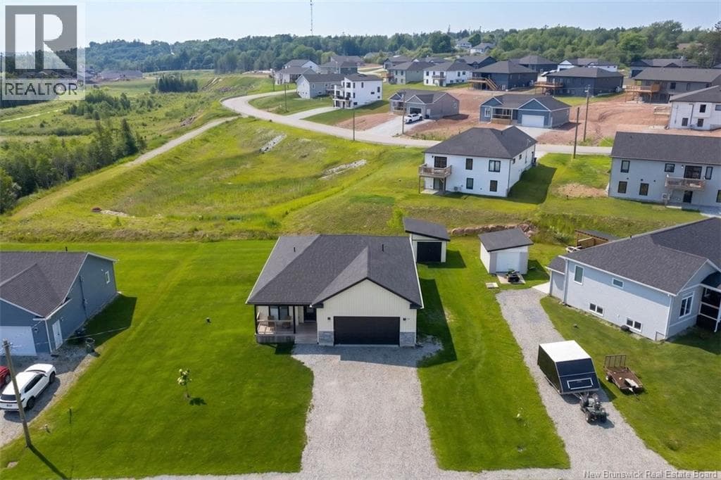 25 Merlin Drive, photo 35