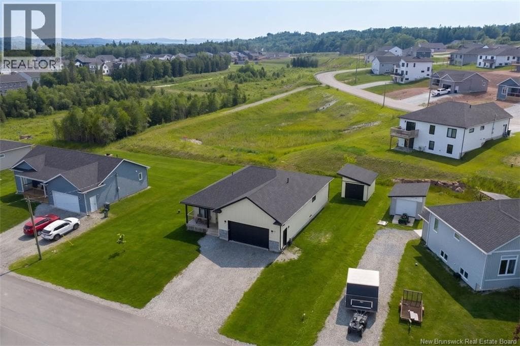 25 Merlin Drive, photo 34