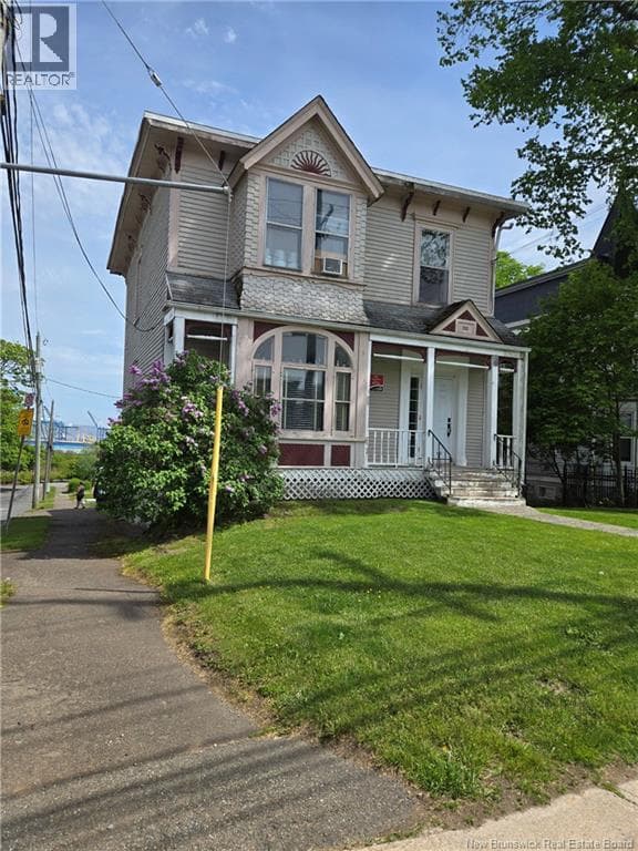 212 Douglas Avenue, photo 2