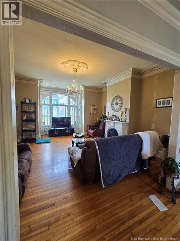 212 Douglas Avenue, photo 5