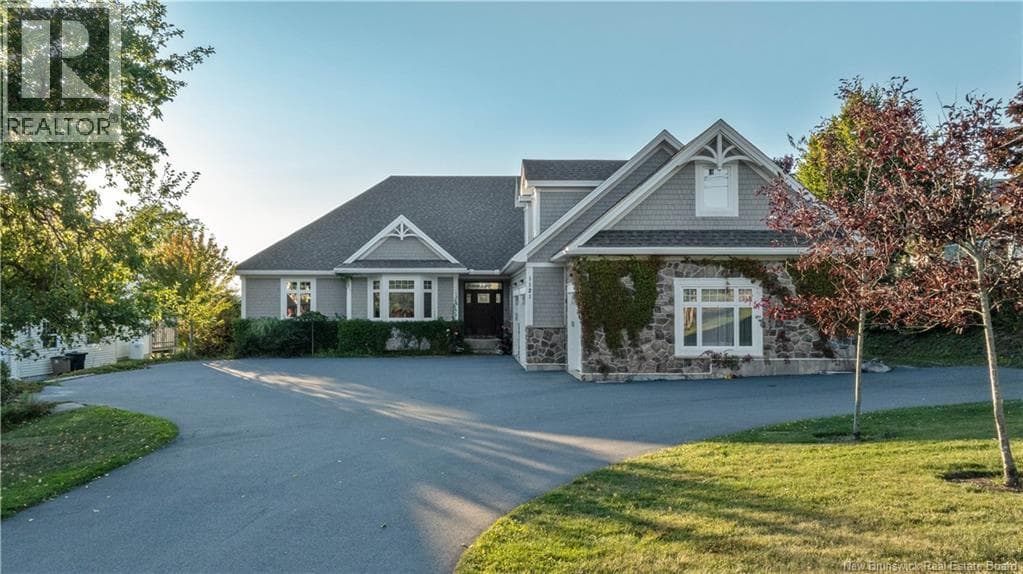 1121 Kennebecasis Drive, photo 2