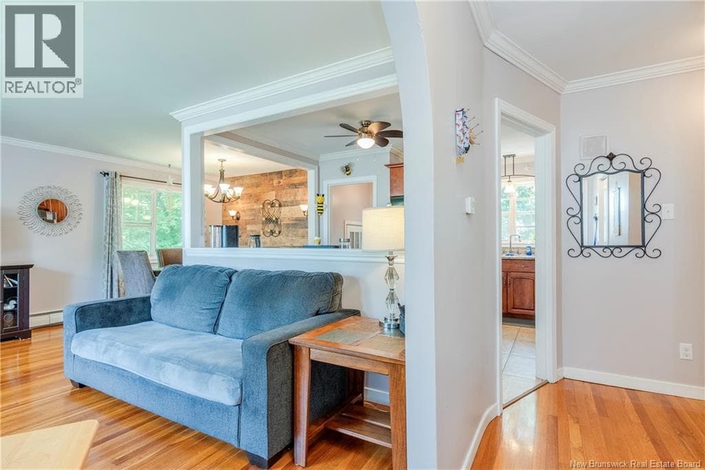 639 George Street, photo 7