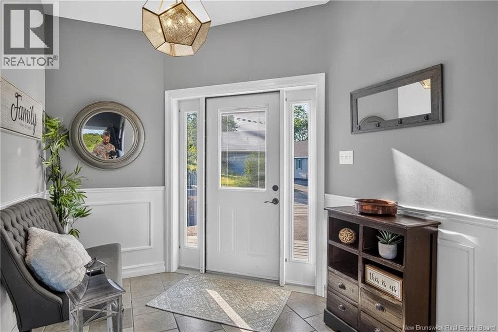 150 River Valley Drive, photo 3