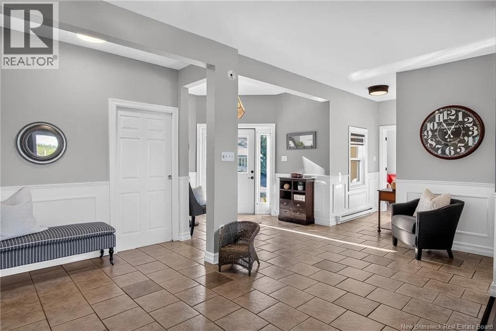 150 River Valley Drive, photo 5