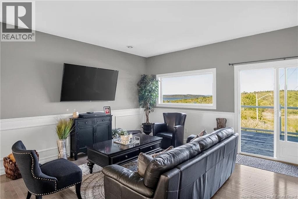 150 River Valley Drive, photo 7