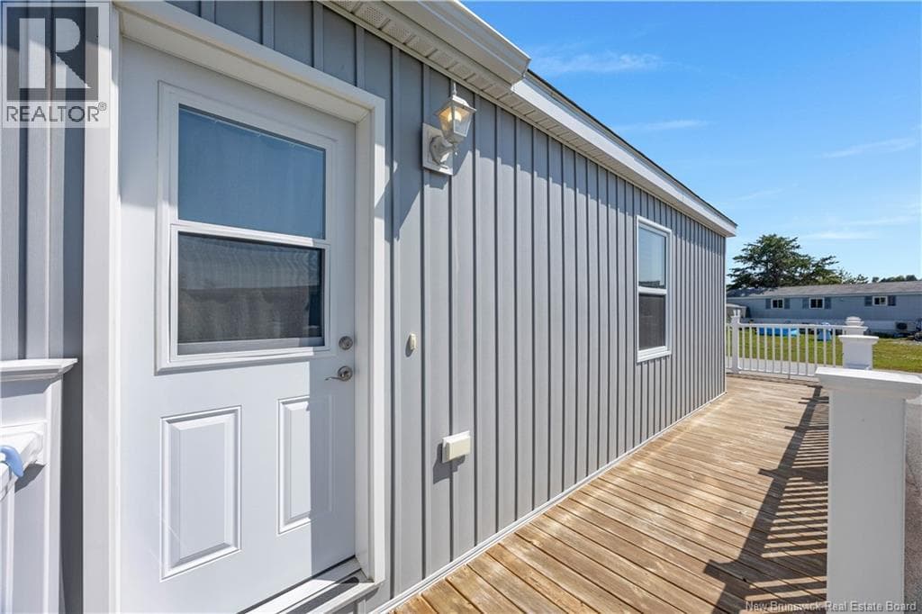 1 Kingfisher Road, photo 17