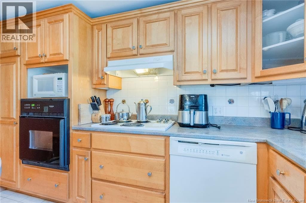 370 Greenhead, photo 13