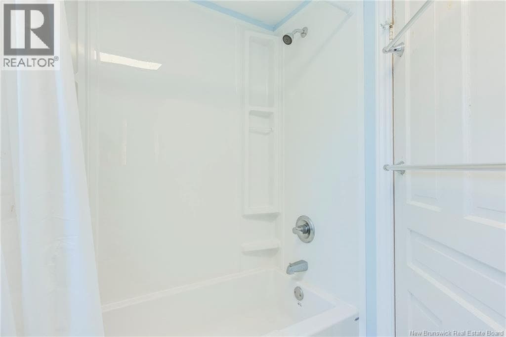 370 Greenhead, photo 17