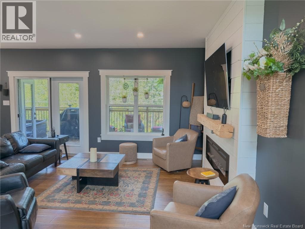 72 Longwood Drive, photo 14