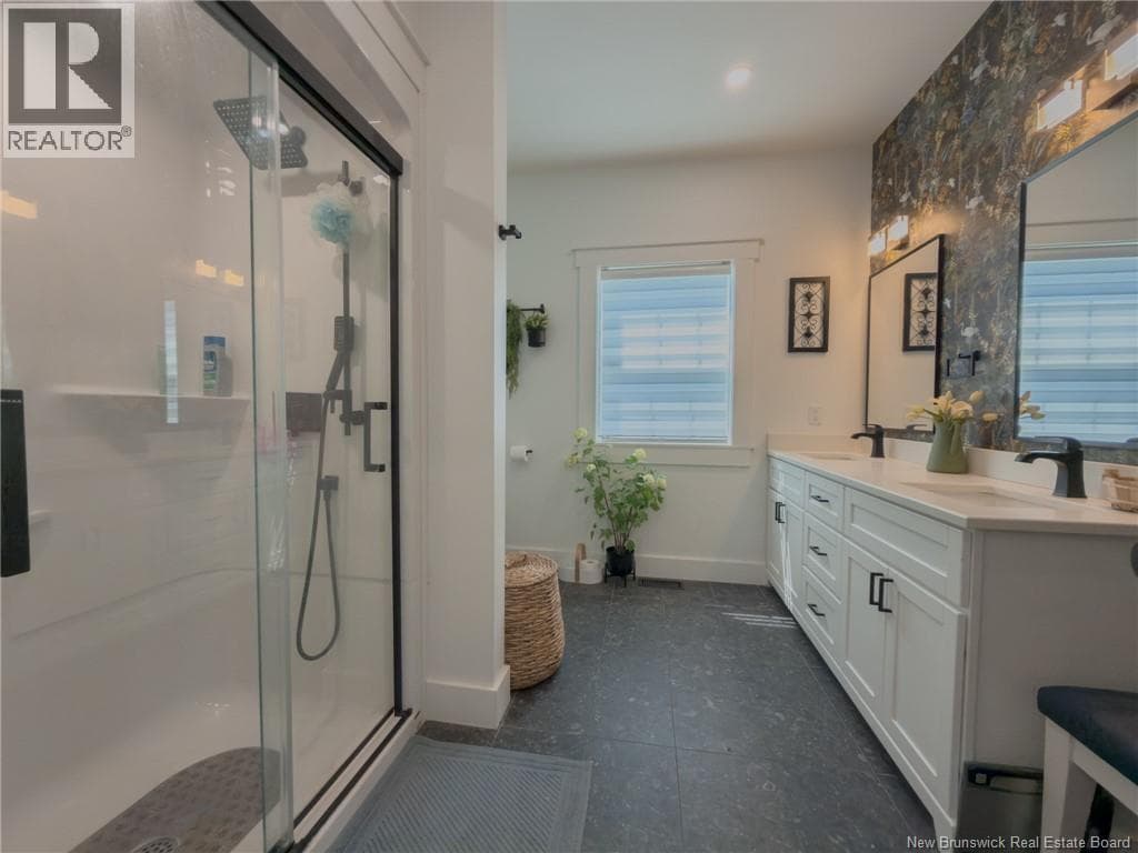 72 Longwood Drive, photo 21