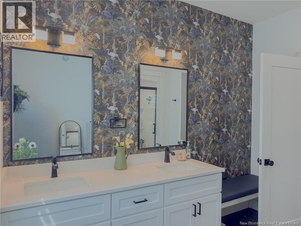 72 Longwood Drive, photo 22