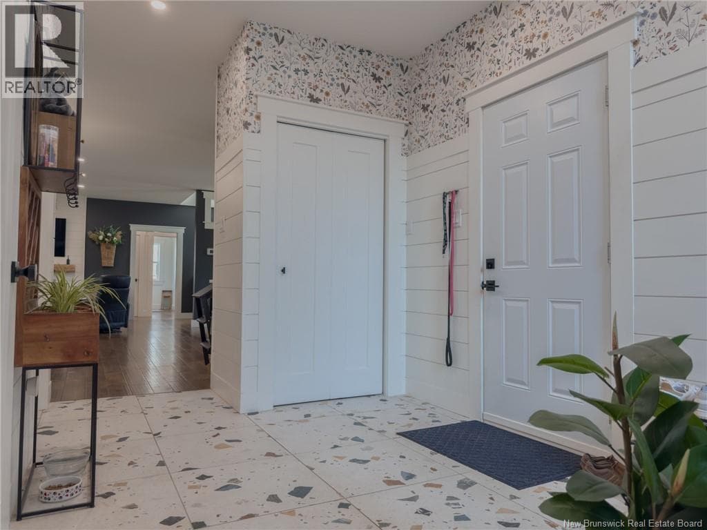 72 Longwood Drive, photo 25