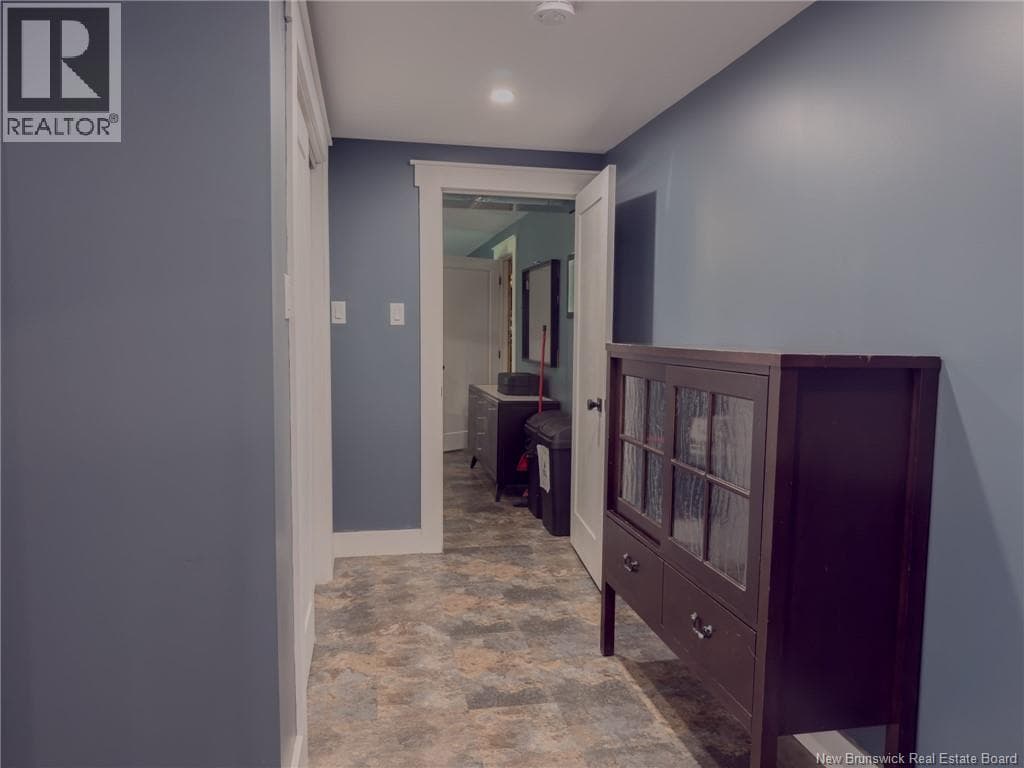 72 Longwood Drive, photo 32