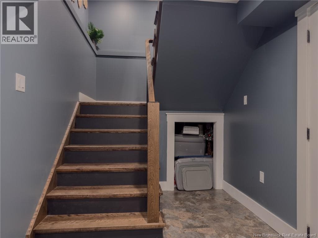 72 Longwood Drive, photo 39