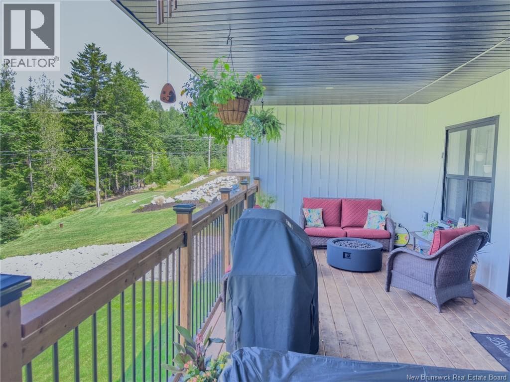 72 Longwood Drive, photo 46