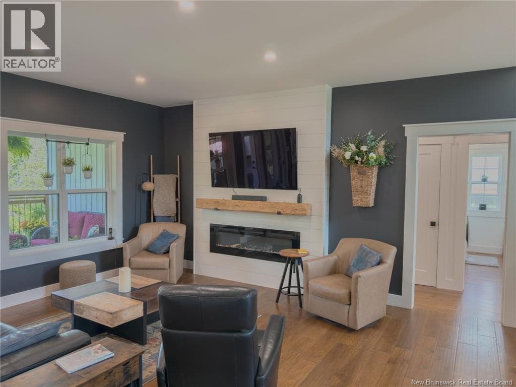 72 Longwood Drive, photo 8