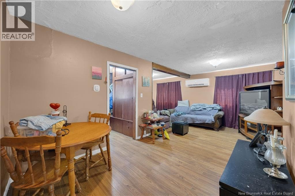 1979 Westfield Road, photo 4