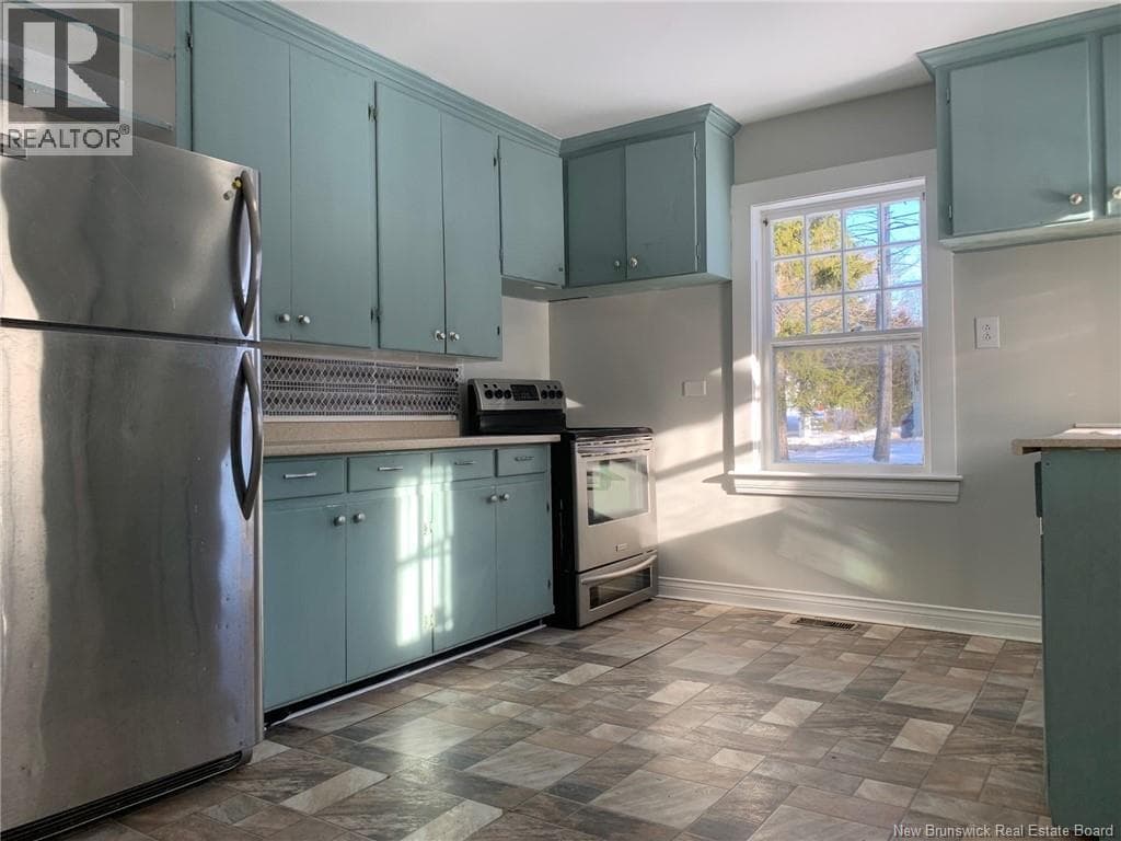 16 Clark Road, photo 3