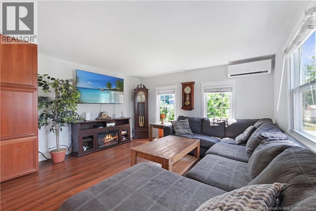 43 Darrell Avenue, photo 9