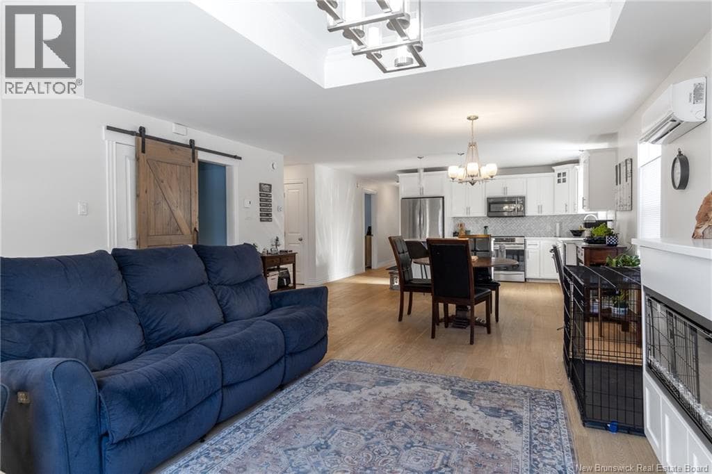 50 Walker Crescent, photo 6