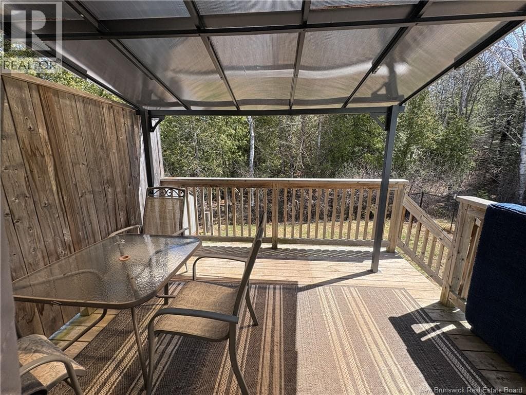 50 Walker Crescent, photo 38