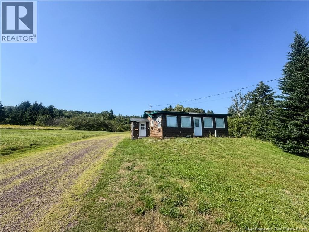 641 Big Salmon River Road, photo 1