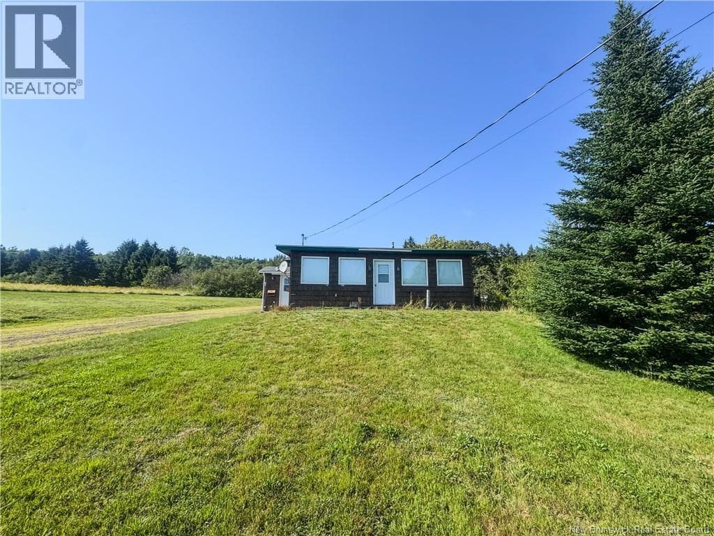641 Big Salmon River Road, photo 2