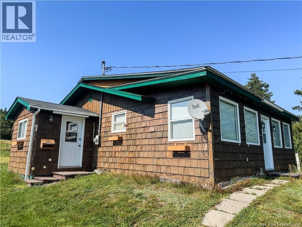 641 Big Salmon River Road, photo 3