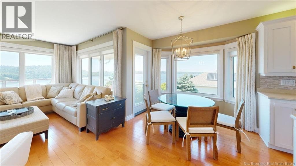 91 Rivershore Drive, photo 16