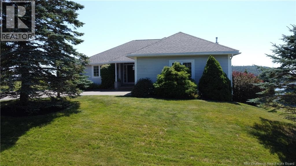 91 Rivershore Drive, photo 3