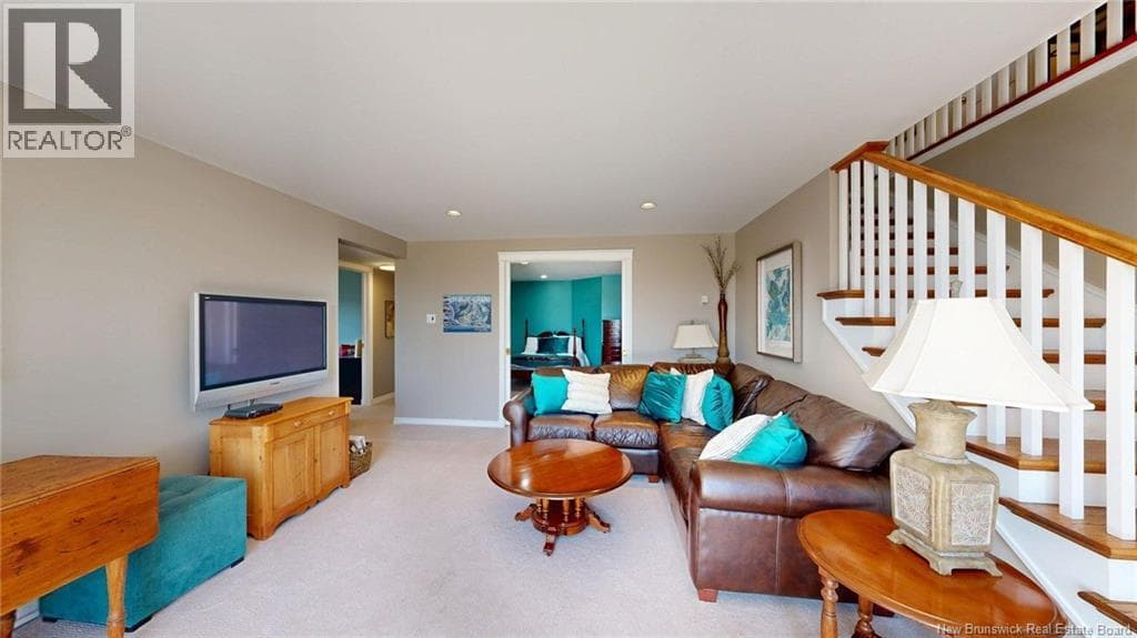 91 Rivershore Drive, photo 28
