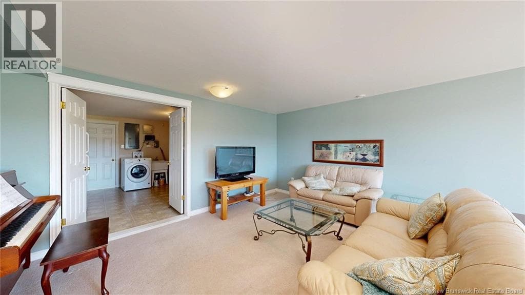 91 Rivershore Drive, photo 29