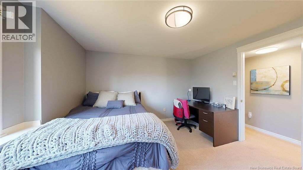 91 Rivershore Drive, photo 34