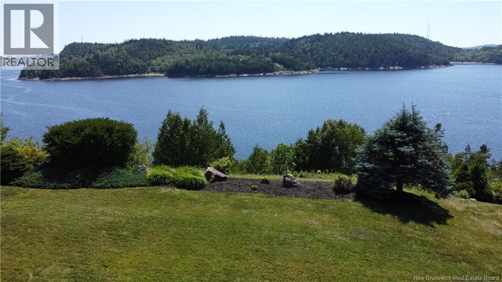 91 Rivershore Drive, photo 42