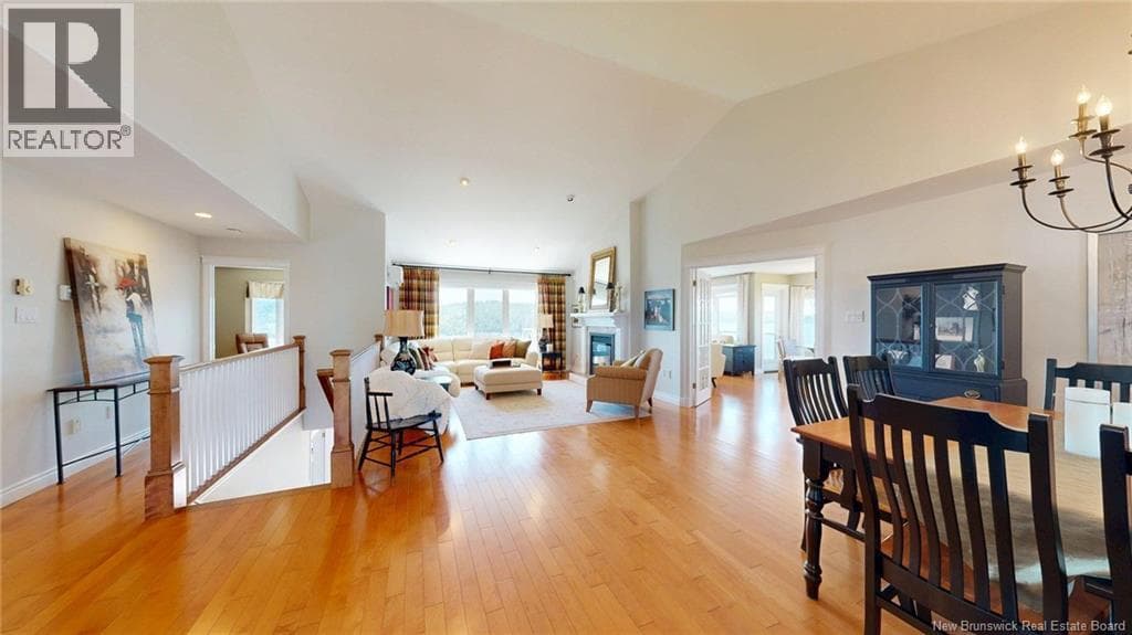 91 Rivershore Drive, photo 9