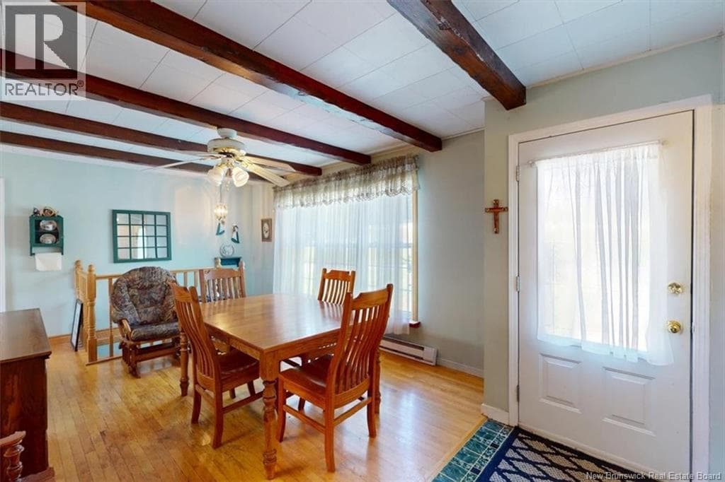32 Maple Grove Court, photo 8