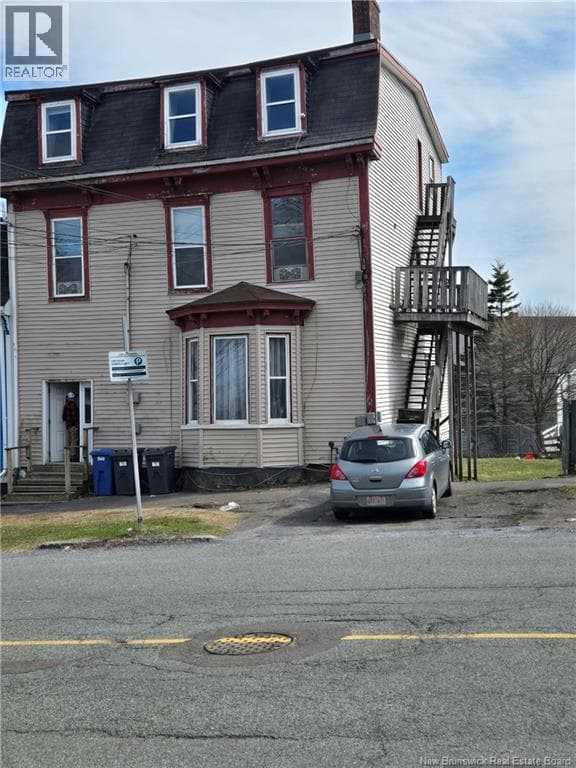 148 Broad Street, photo 2