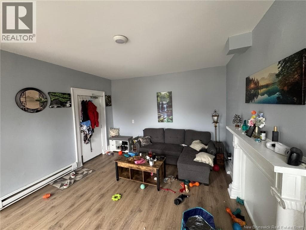 290 King St W, photo 18