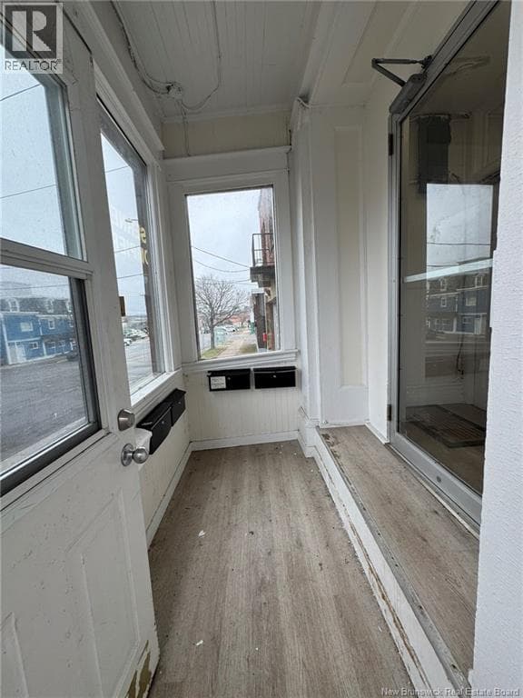 290 King St W, photo 32