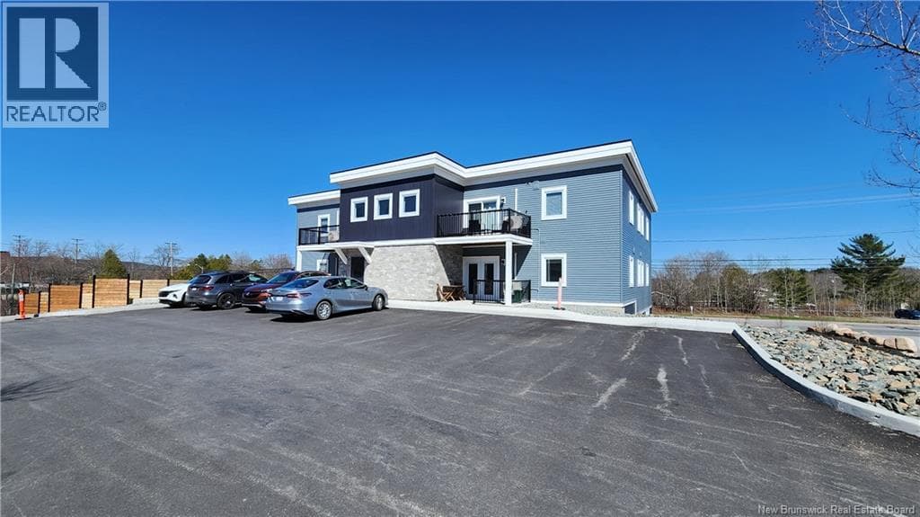 227 River Valley Drive, photo 3