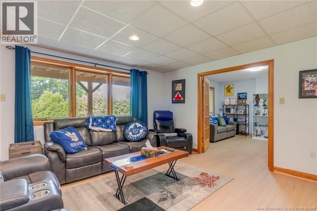 4 Ashwood Court, photo 32
