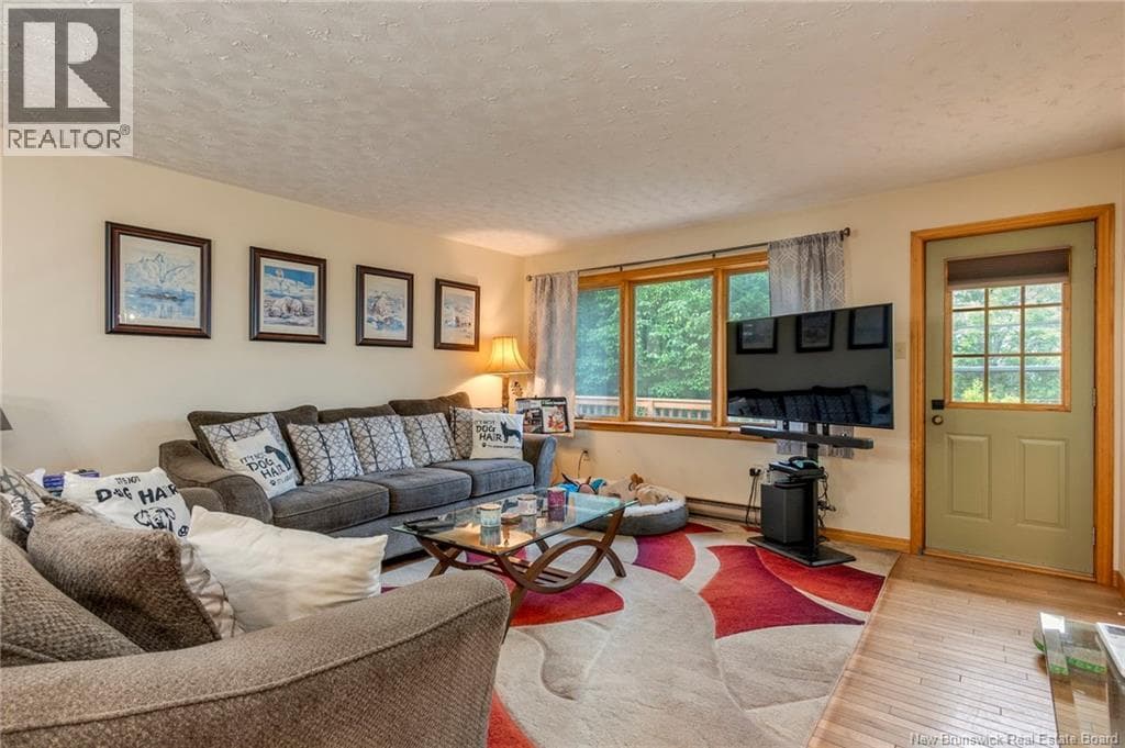 4 Ashwood Court, photo 8