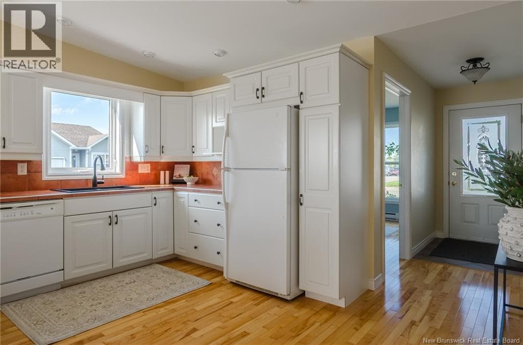 9 Saint Peters Court, photo 8